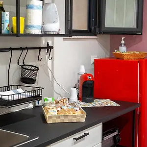 “ocucchiti “ In Ottima Posizione A , Catania Italia